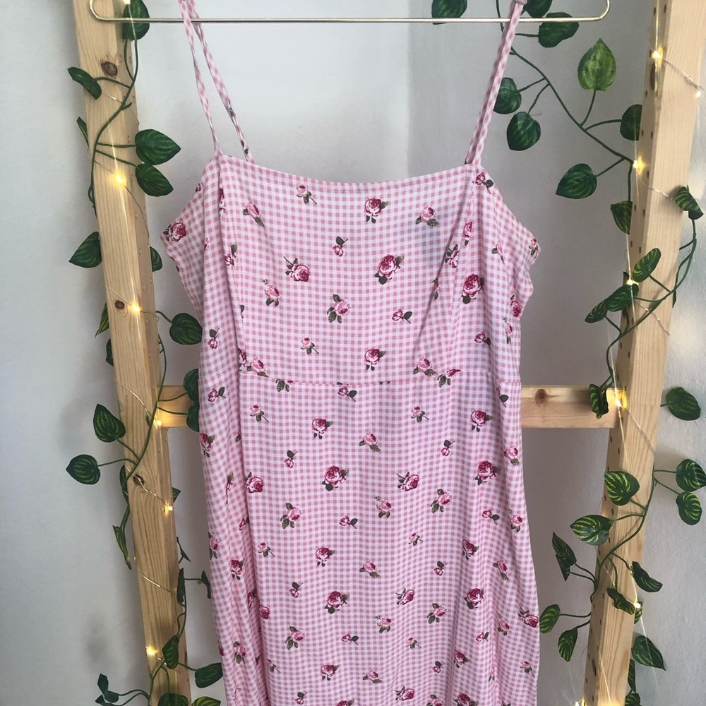 Forever21 Pink Floral Summer/Spring Dress Size M